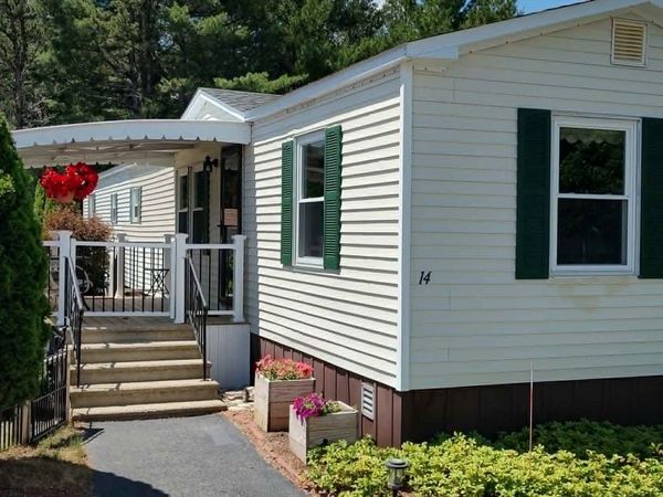 14 Narragansett Drive, Plymouth, MA 02360