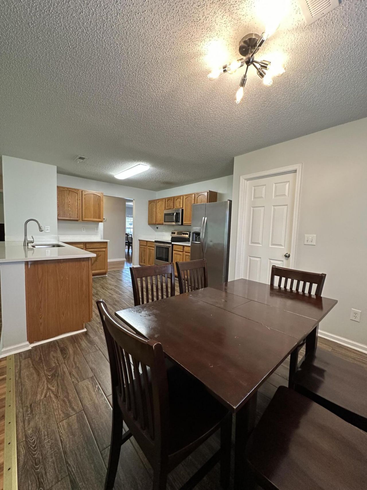 5059 Thornton Drive Photo 5