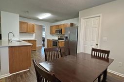 5059 Thornton Drive photo 4