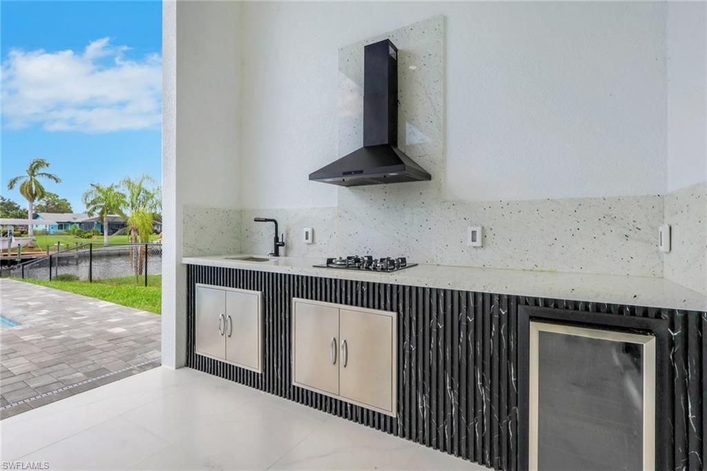 1323 SE 17th St, Cape Coral, FL 33990 Photo