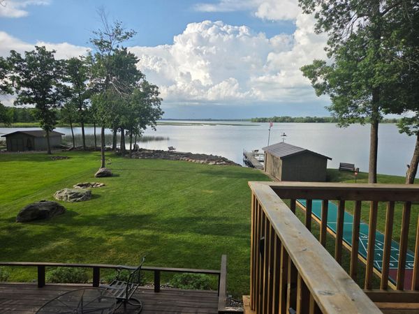 850 Main Street W, Isle, MN 56342