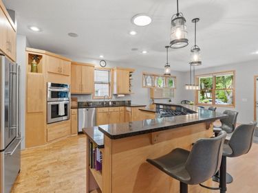 4725 36th Avenue S, Minneapolis, MN 55406