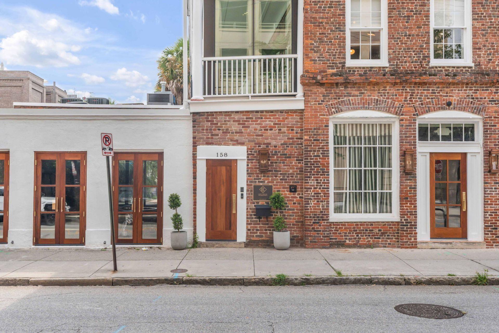158 Church Street Photo 11
