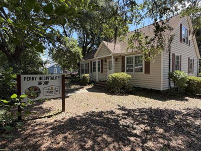 1227 Yeamans Hall Road , Hanahan, SC 29410