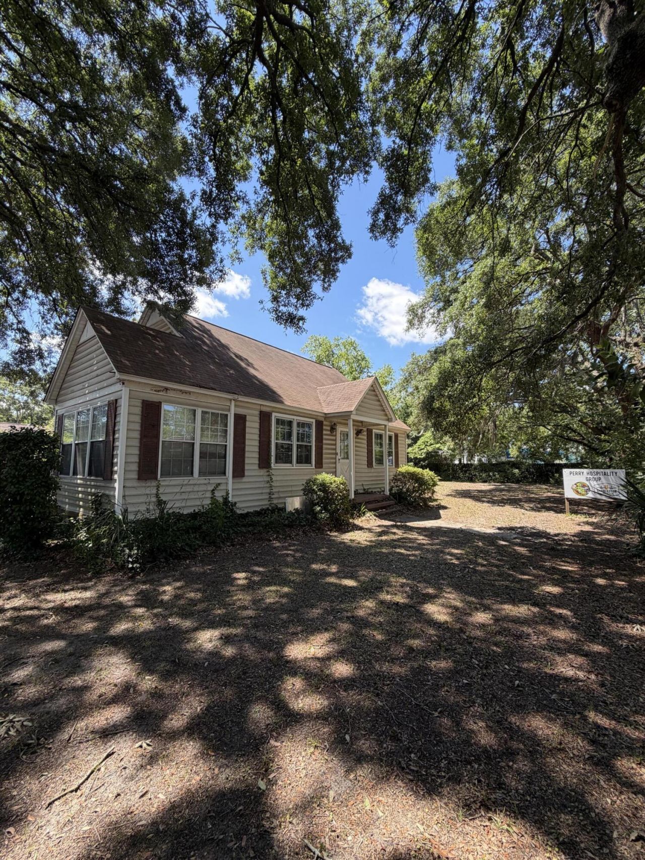 1227 Yeamans Hall Road  Photo 7