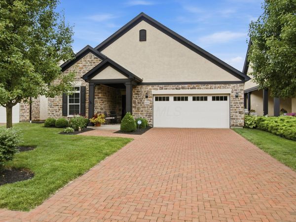 4859 Bell Classic Drive , Grove City, OH 43123