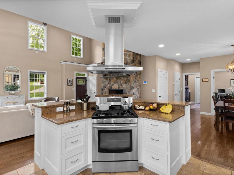 9596 Woodridge Circle , Fredericktown, OH 43019 Photo 16
