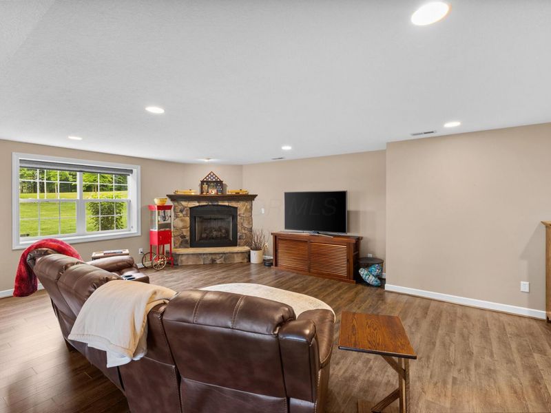 9596 Woodridge Circle , Fredericktown, OH 43019 Photo 46