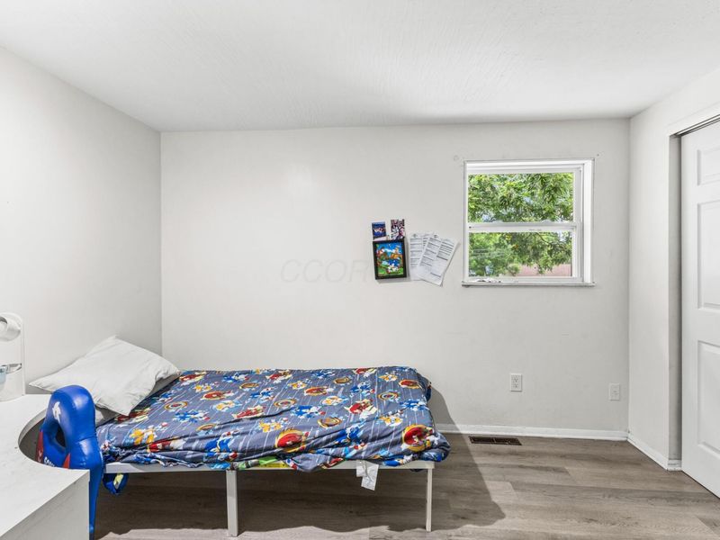 5044 Albany Drive, Columbus, OH 43232 Photo 22