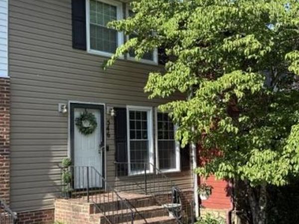 546 Westminister LN, Salem, VA 24153