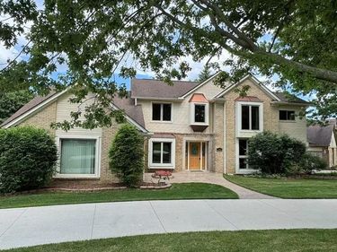 3440 Salem Drive, Rochester Hills, MI 48306