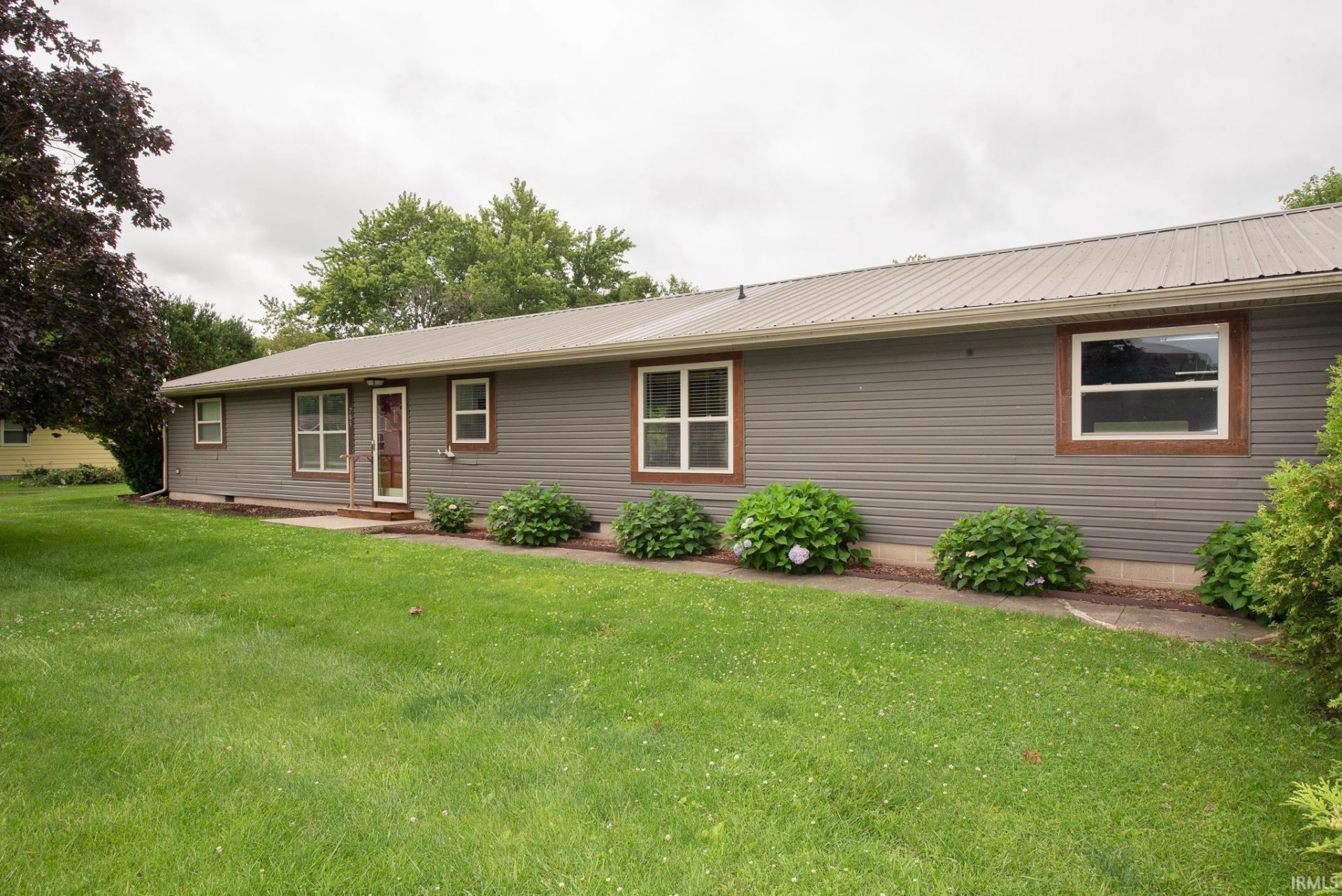 705 Brown Street, Otterbein, IN 47970 Main Photo