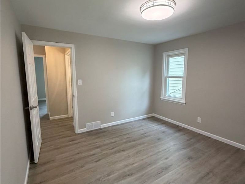 1199 Mayfield Ridge Road, Cleveland, OH 44124 Photo 23