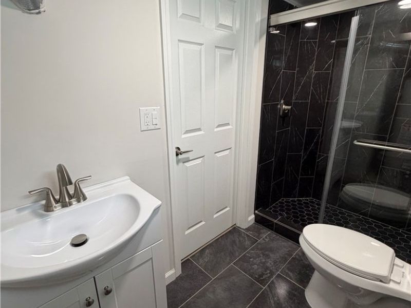1199 Mayfield Ridge Road, Cleveland, OH 44124 Photo 26