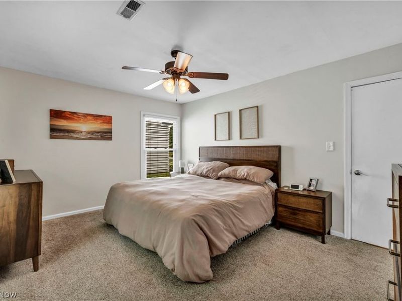 23111 Lincolnshire Drive, Bay Village, OH 44140 Photo 11