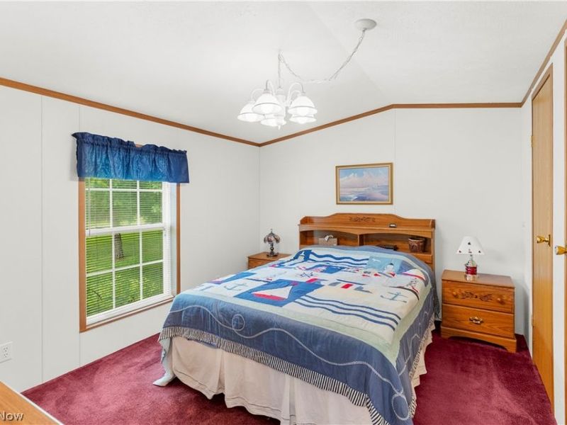 6886 Lindsley Avenue, Andover, OH 44003 Photo 10