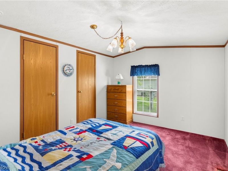 6886 Lindsley Avenue, Andover, OH 44003 Photo 12