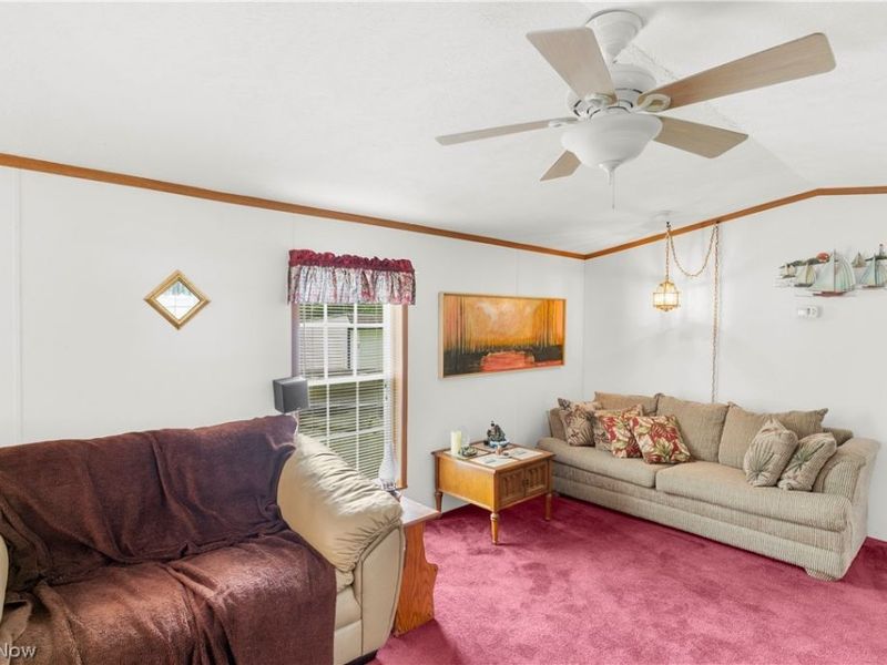 6886 Lindsley Avenue, Andover, OH 44003 Photo 9