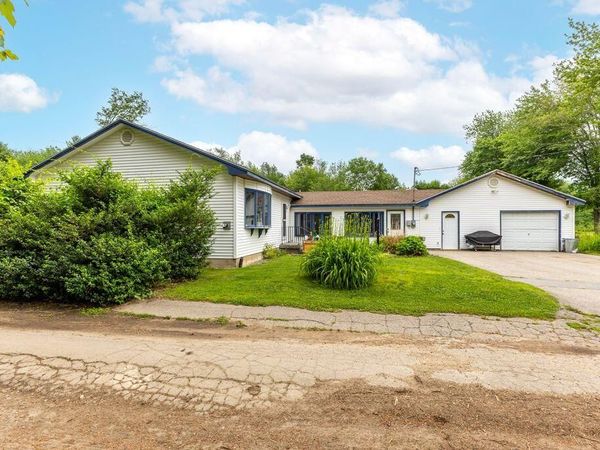 3 Willow Lane, Kennebunk, ME 04043