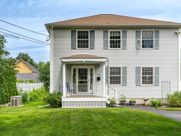 211 Oak Street , Bath, ME 04530