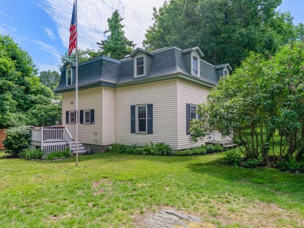 28 Beach Avenue, Long Island, ME 04050