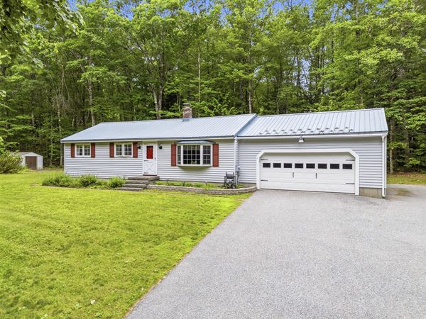 814 Cape Road, Hollis, ME 04042