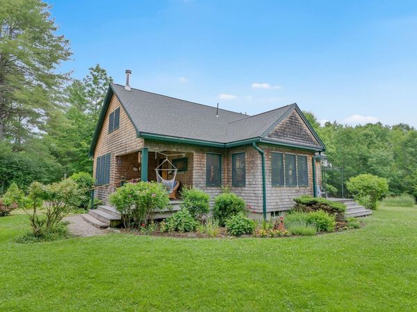 827 Sligo Road , North Yarmouth, ME 04097