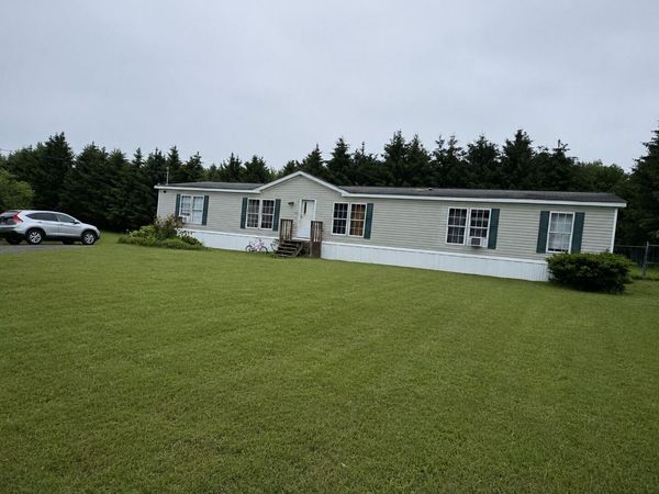 5 Marthes Lane , Etna, ME 04434