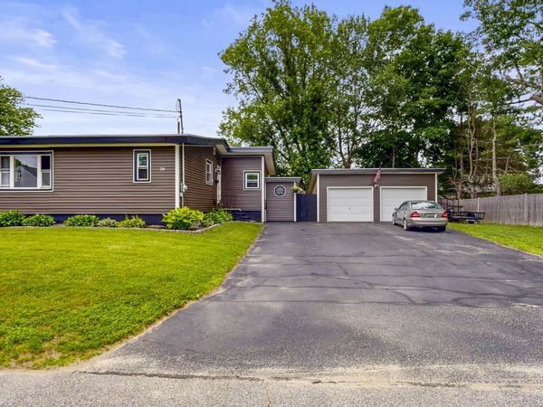 26 Columbia Street, Lewiston, ME 04240