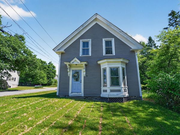 79 Oak Street, Ellsworth, ME 04605