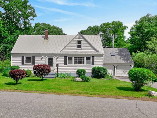 82 Columbia Avenue, Brunswick, ME 04011