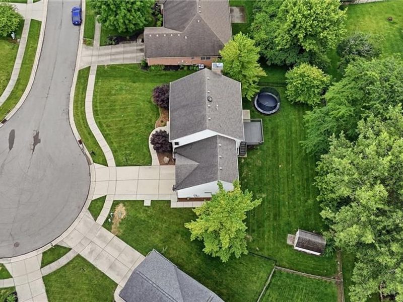 3859 Callaway Court, Bellbrook, OH 45305 Photo 3