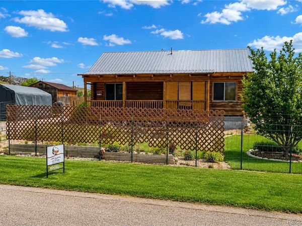 202 Ceratosaurus Circle , Dinosaur, CO 81610