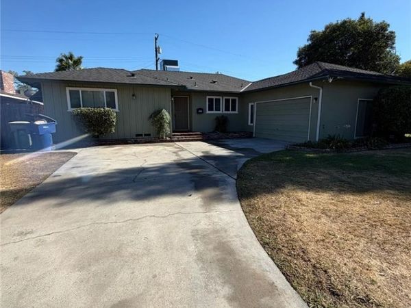 2938 E Willis, Fresno, CA 93726