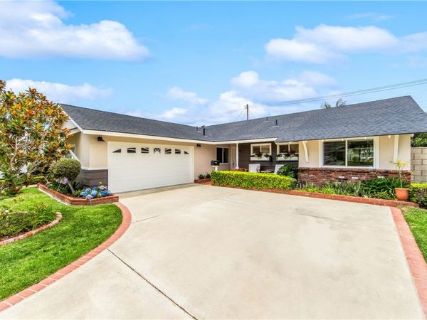 10441 Sunday, Huntington Beach, CA 92646