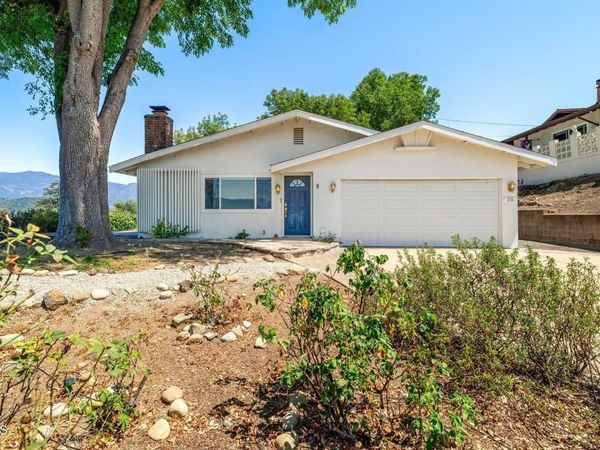 25 Hill Street, Oak View, CA 93022