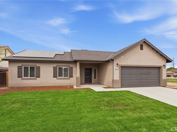3446 E Grove Avenue, Visalia, CA 93292