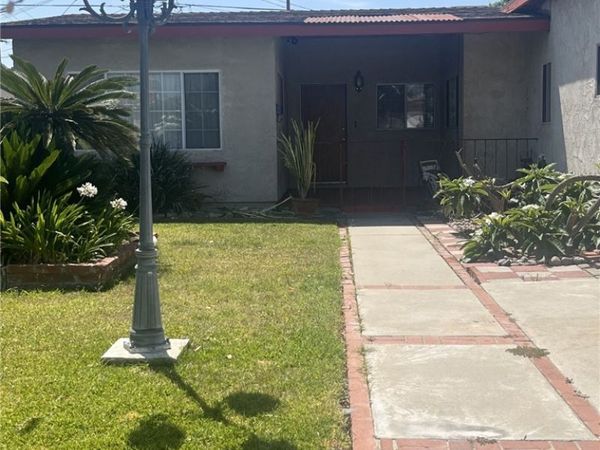 536 Sandsprings, La Puente, CA 91746