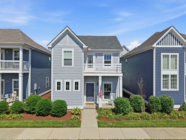 2004 French Bayou Ln , Hendersonville, TN 37075