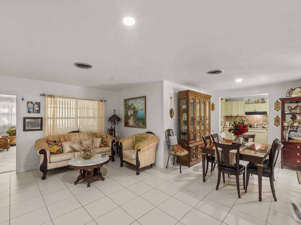 2405 Blossom Court, Fort Pierce, FL 34982 Photo