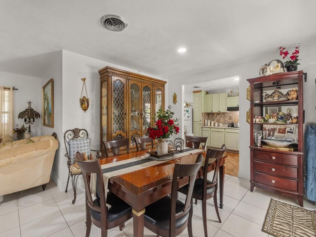 2405 Blossom Court, Fort Pierce, FL 34982 Photo
