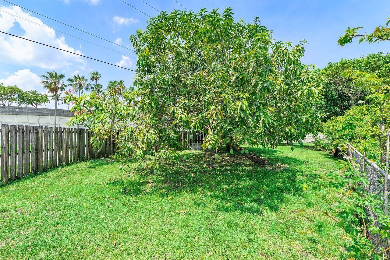 1302 SW 22nd Avenue, Fort Lauderdale, FL 33312 Photo