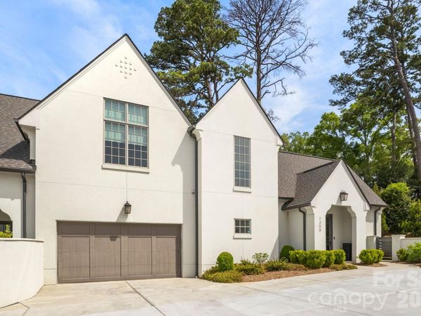 1355 S Kings Drive , Charlotte, NC 28207