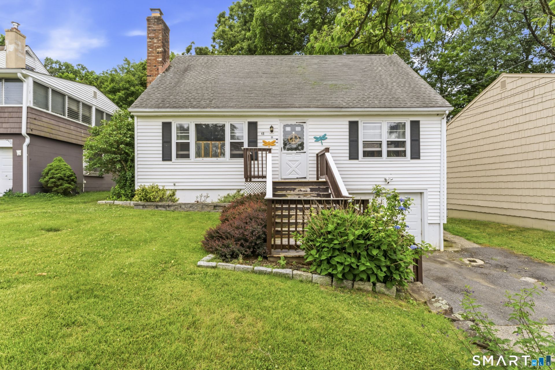 48 Cribbins, Shelton, CT 06484 Main Photo