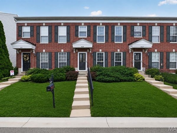 409 Parkview Place Drive, Ellisville, MO 63021