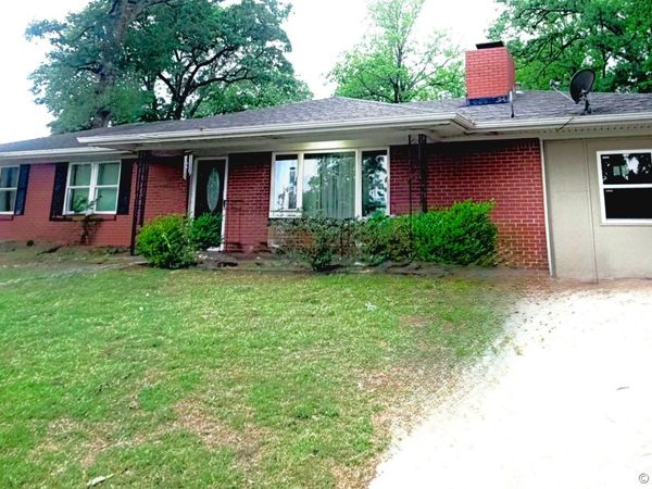 2087 E McGill Circle , Eufaula, OK 74432