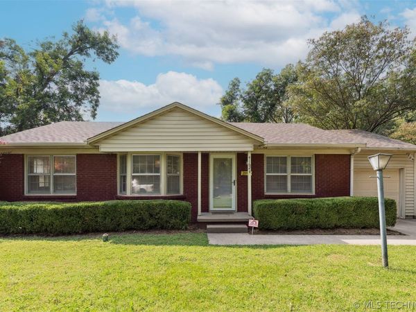 4162 S St Louis Avenue , Tulsa, OK 74105