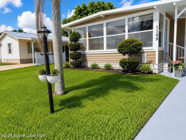 1109 Wren Circle E , Barefoot Bay, FL 32976
