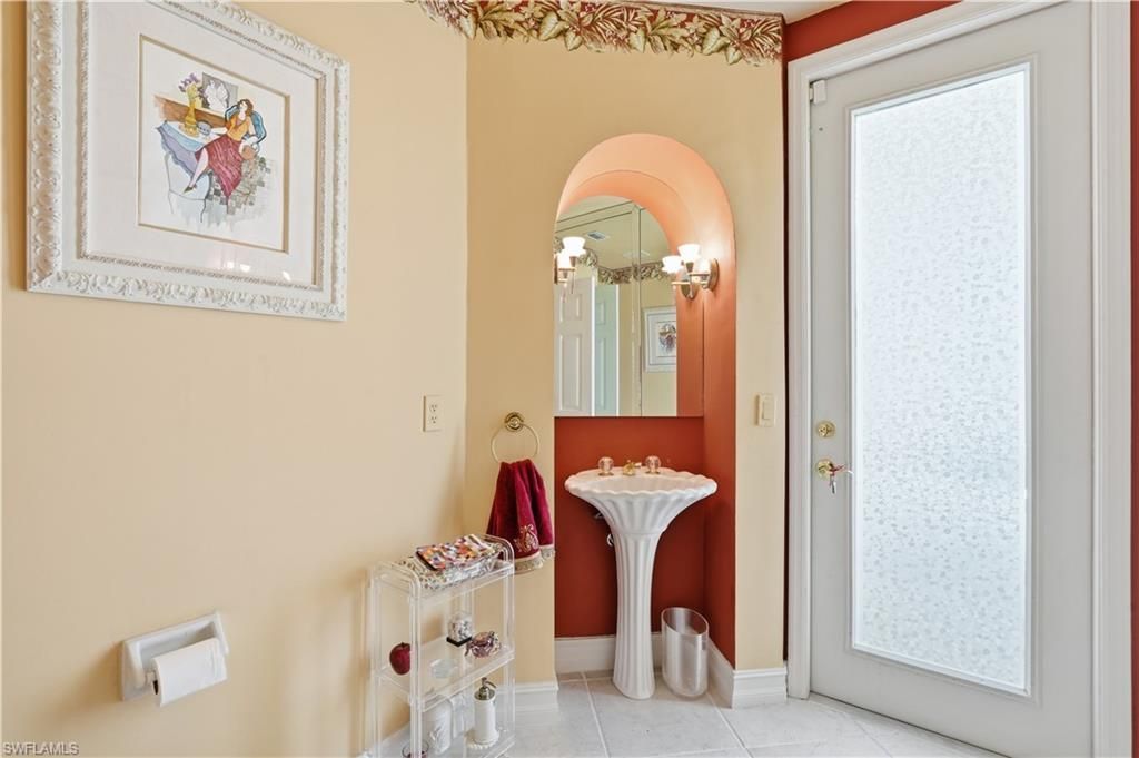 11811 Longshore Way E, Naples, FL 34119 Photo