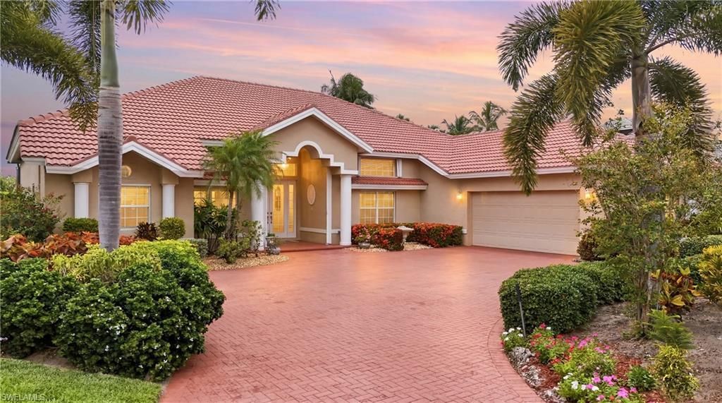 11811 Longshore Way E, Naples, FL 34119 Photo